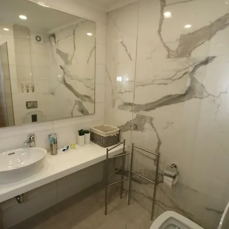 Angelov Apartman *